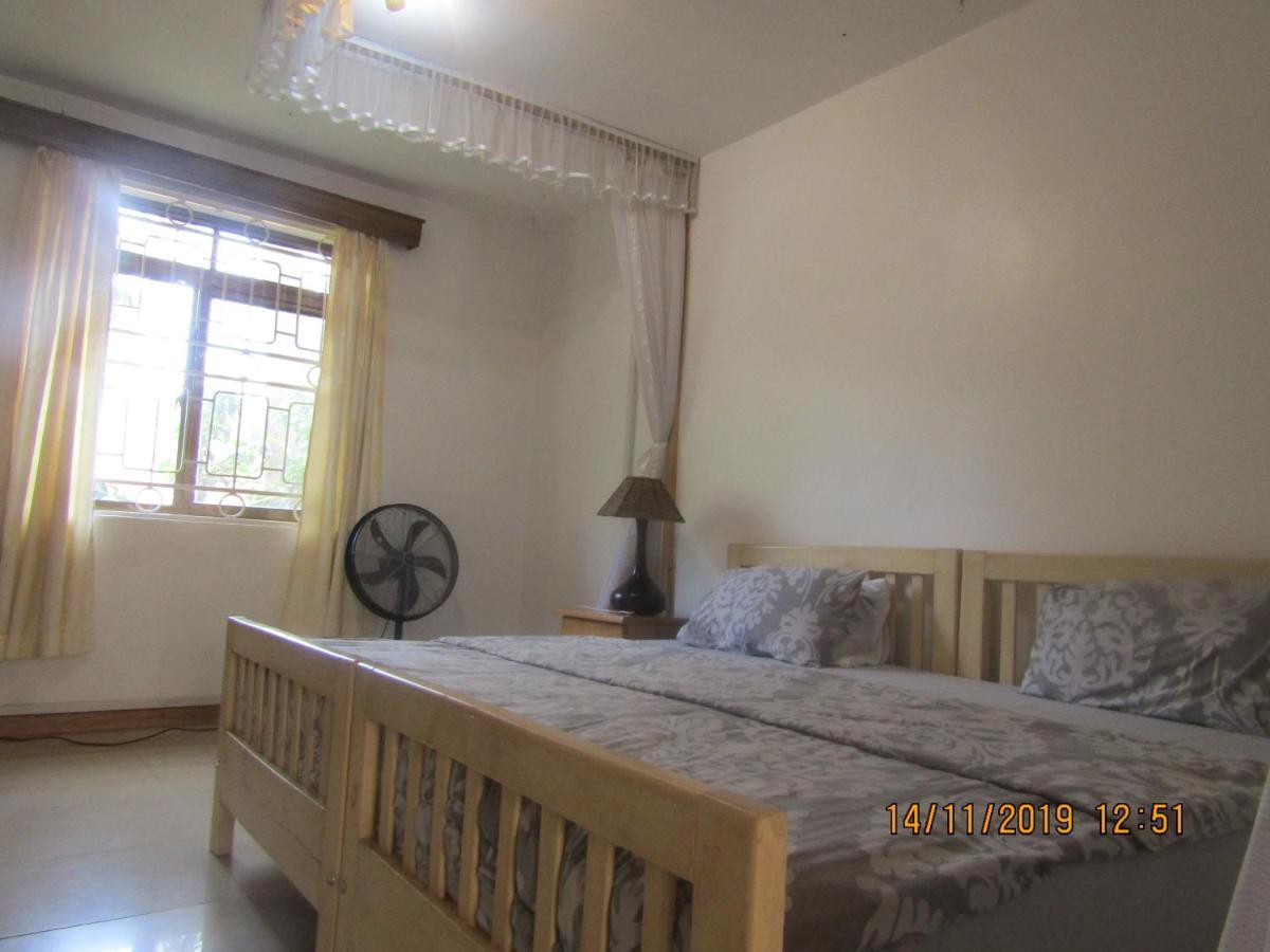 Hospitality Connect Bed & Breakfast Kampala Ruang foto